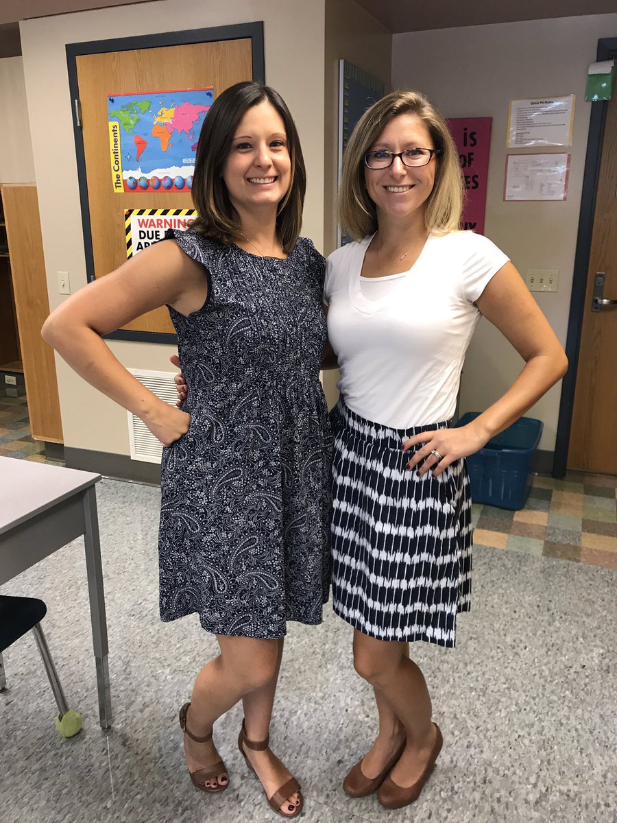 mrs_tran_grade3's tweet photo. Even teachers take a first day of school pic! #PMBack2School #Eshleman https://t.co/KyoBgD0GNw