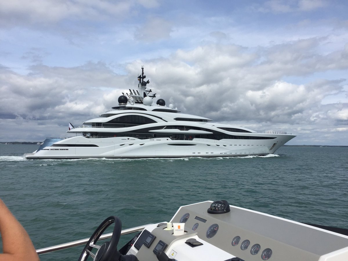 Had an amazing time on the #rumrunner <a href="/isleofwightuk/">Isle of Wight</a> with great company. Thank you <a href="/TIMjohnANDREWS/">Tim Andrews MBE</a> for the invite &amp; hospitality