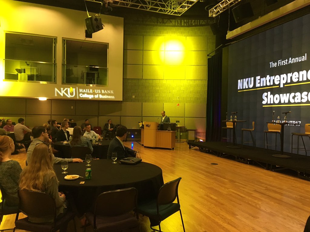 It's a full house for the NKU Entreprenuership Showcase #nkuentp17