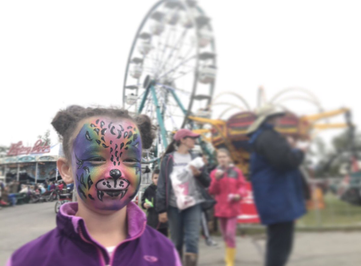 AlaskaStateFair's tweet photo. First stop - face painting! #fairfaces #alaskastatefair #bettertogether https://t.co/Gn7Oe7IHf0