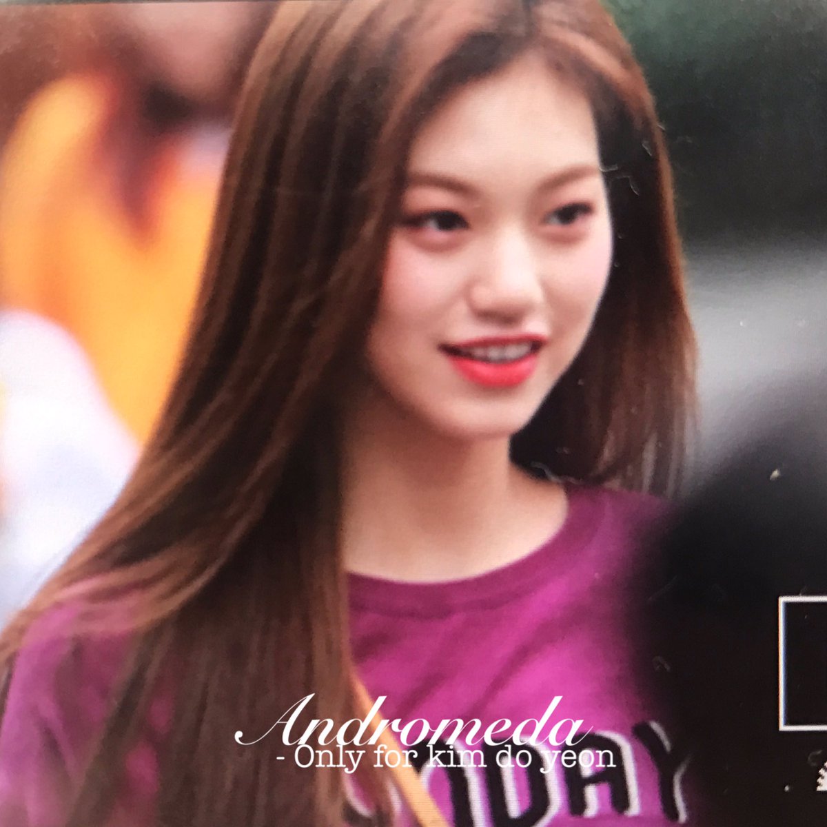 Andromeda_dy's tweet photo. 170825 뮤직뱅크 #WekiMeki #도연 #김도연 https://t.co/t6PQaHl7At