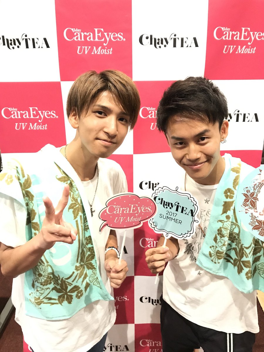 AlanOmi1129's tweet photo. 8.19 ChayTEA FINAL in 東京🎸👠
途中参戦だったけど、すごい楽しかった!!
chayのLIVE初でテラスハウスの時から行きたいなって思ってたから、本当に行けてよかった!!!
また行きたい!!!!!!!!
#819
#chay
#chayTEA
#楽しかった https://t.co/1rtTVd2qVl