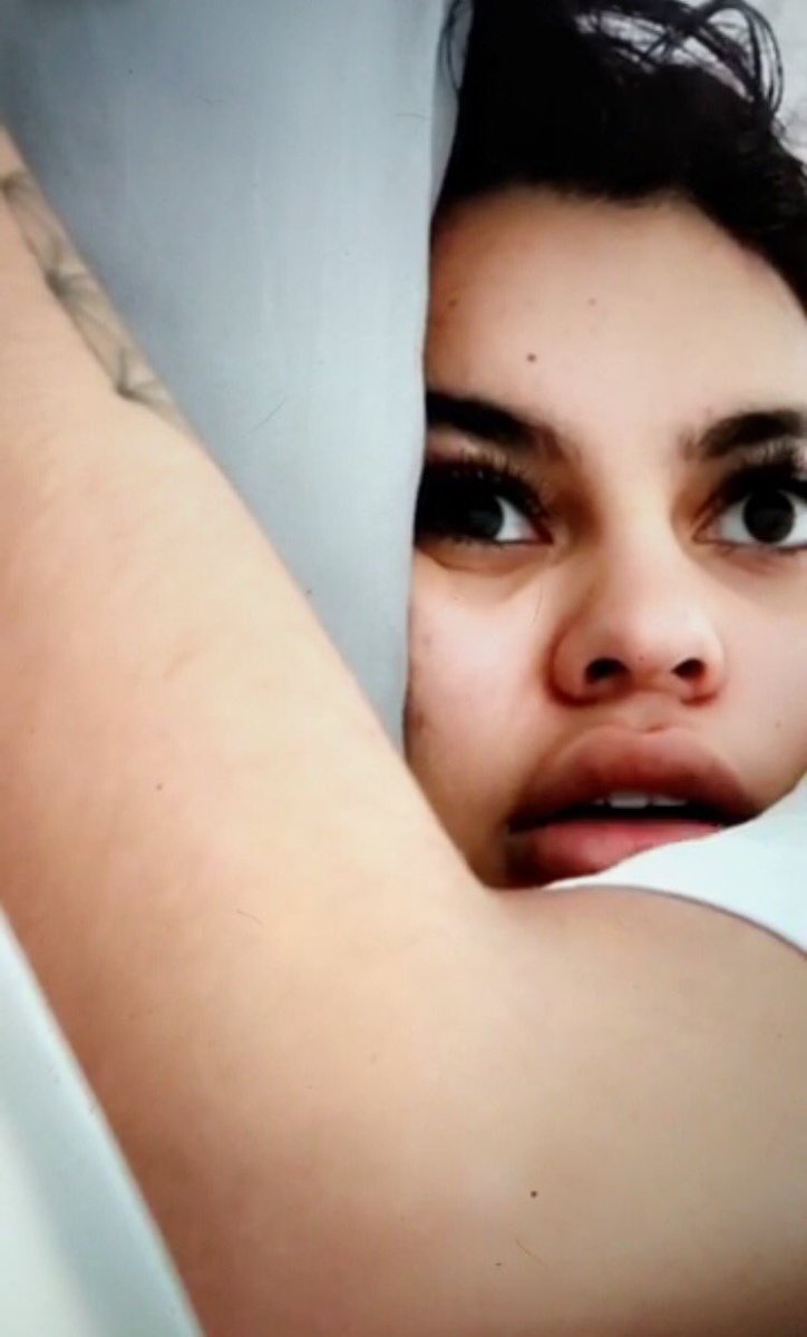 Tabbi74's tweet photo. @simplynessa15 is me every morning when I hear my damn alarm go off. https://t.co/kxwgpw1sZc