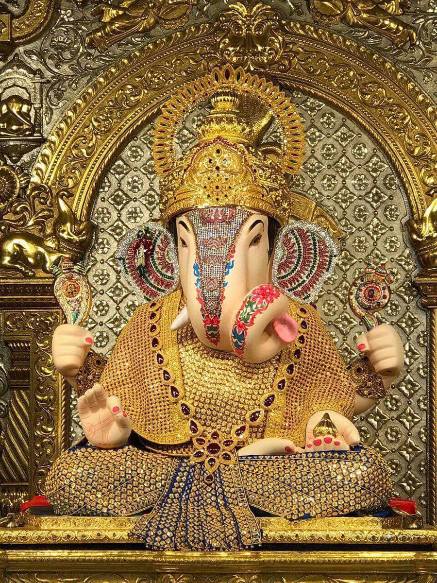 Suhelseth's tweet photo. Ganesh is my favourite...he's the coolest, the most compassionate...and loves food...what more do you want? Photo stolen from @milinddeora https://t.co/LnjXLRFBNV