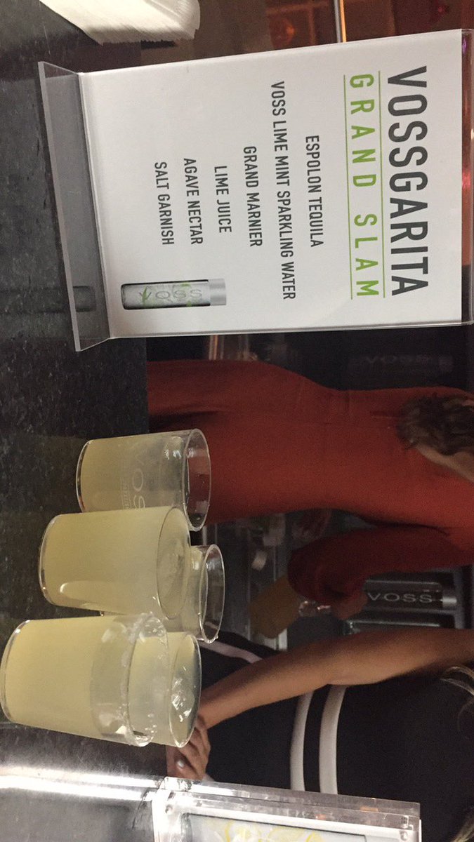 TasteofTennis's tweet photo. These #VOSSTails and @vosswater #TangerineLemongrass #LimeMint #LemonCucumber are INSANE ! #CitiTasteOfTennis https://t.co/0DLS0FI5s8