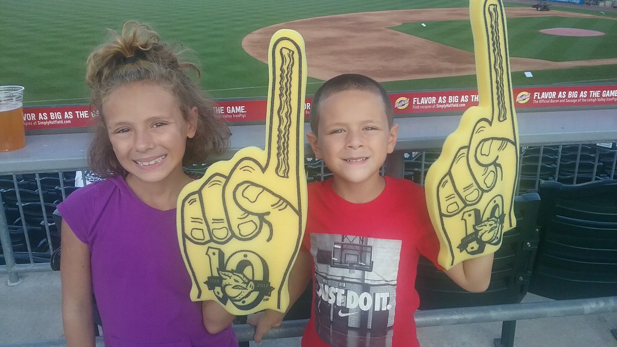 ration76thinker's tweet photo. @IronPigs #BaconUSA https://t.co/OYPNE9ntv6