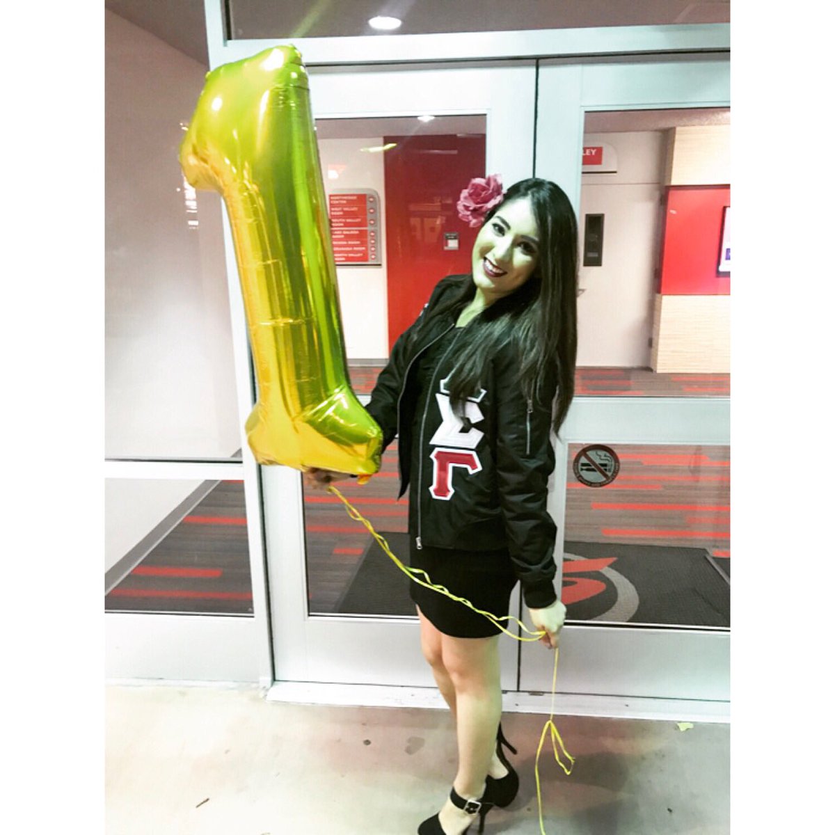 CSUNLSG's tweet image. Meet our beautiful 2017-2018 Secretary &amp;amp; Multiculturalism/Social Affairs, Monica Palomar.💖 #MeetOurActives #OmicronChapter #ΛΣΓ