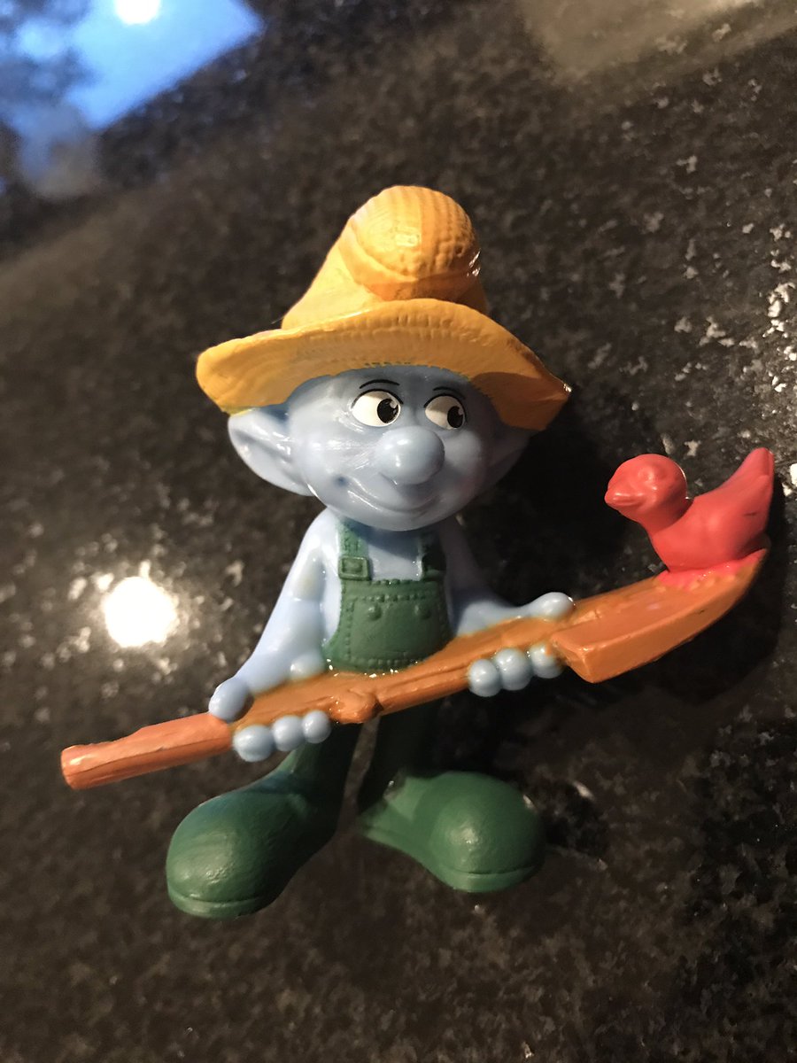 RSD6_LPS_Supt's tweet photo. @MsTutoloFTW @Mr_Bagley - respect to the smurf. Tomorrow's winner selects the tie. https://t.co/PwW6zMoLcu