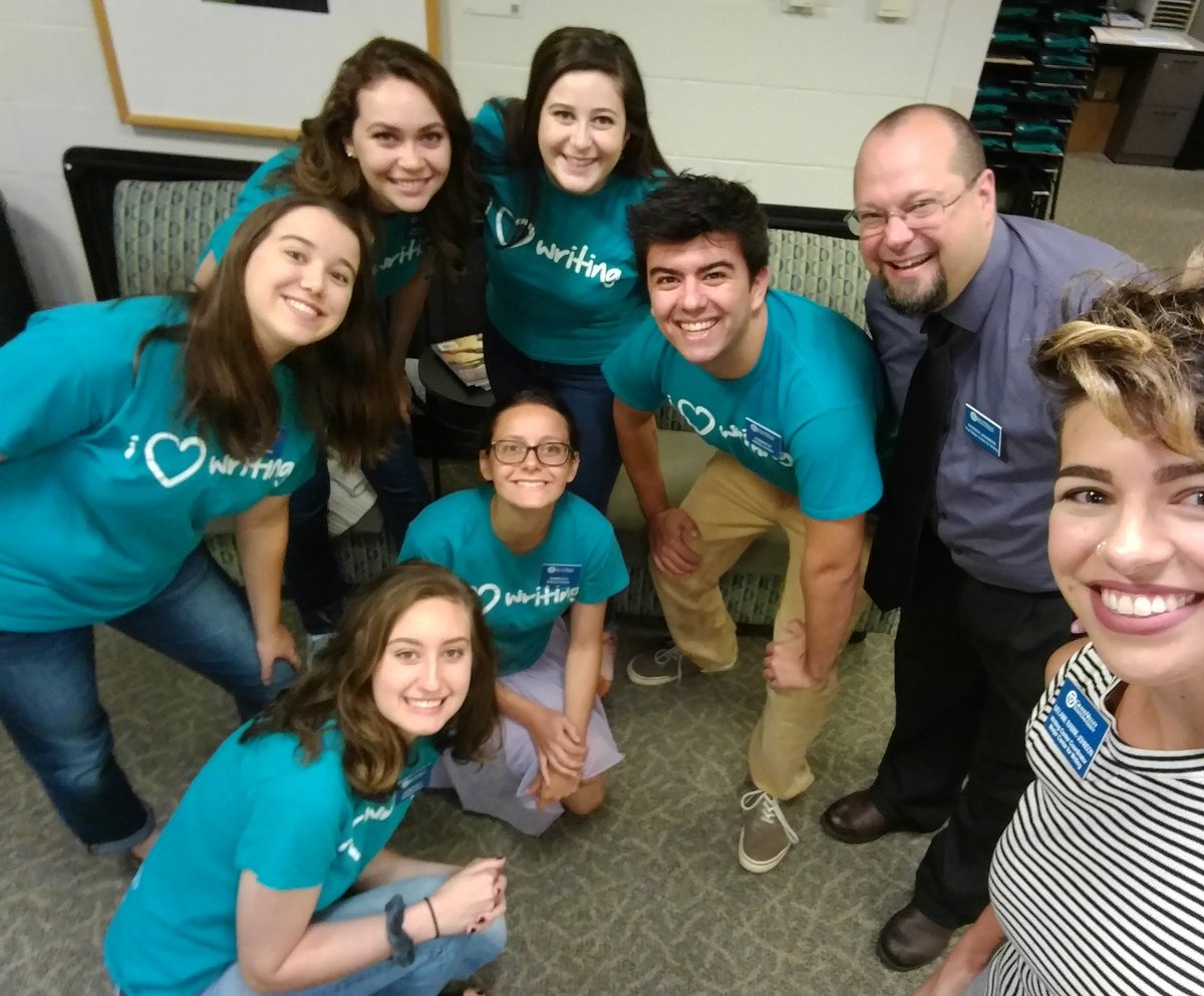 GVWritingCenter's tweet photo. Meet our #LeadConsultants for 2017/2018! They're in the I <3 Writing shirts. #GVWritingCenter https://t.co/Kd9NKvqncZ