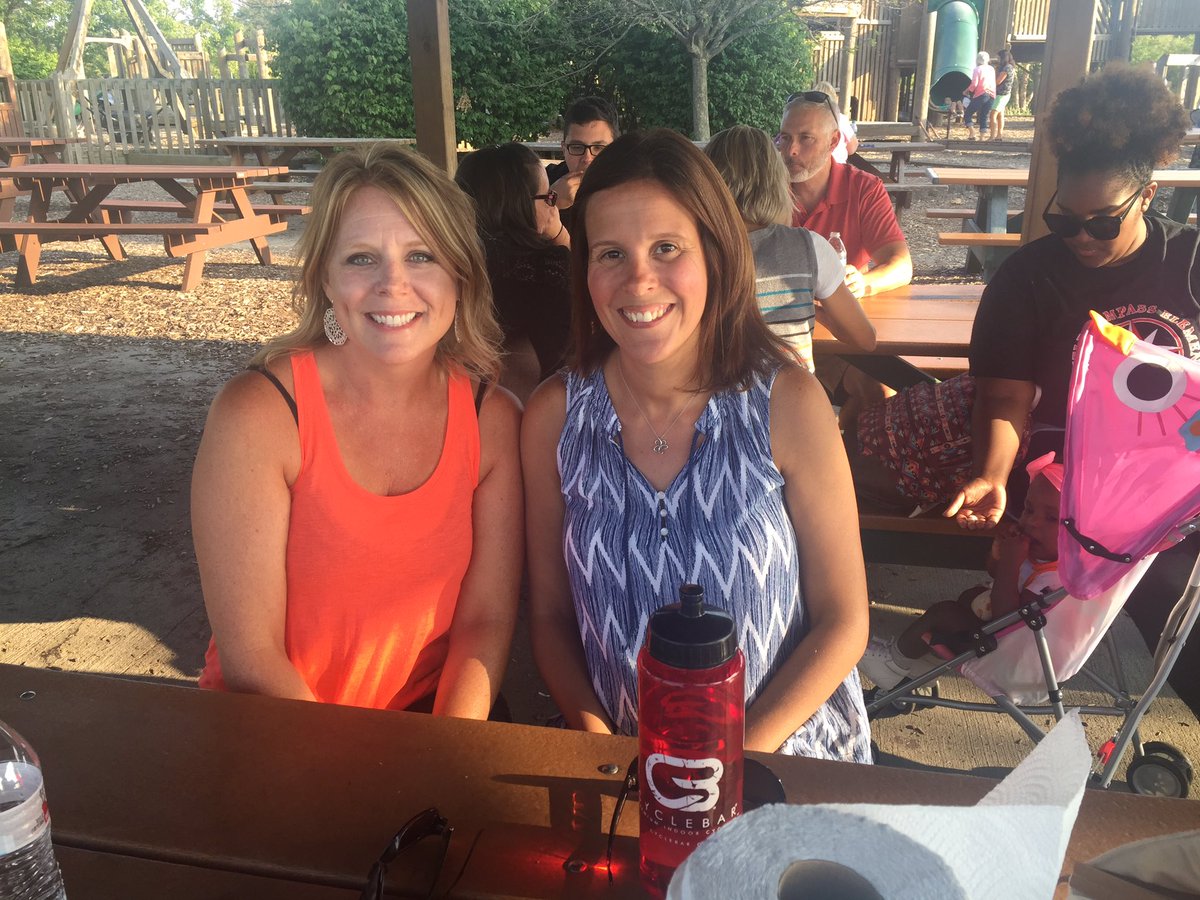 fcsdcompass's tweet photo. Some great Compass family bonding tonight! Getting ready for the best school year ever! #established2017 https://t.co/BrPd3DeHow