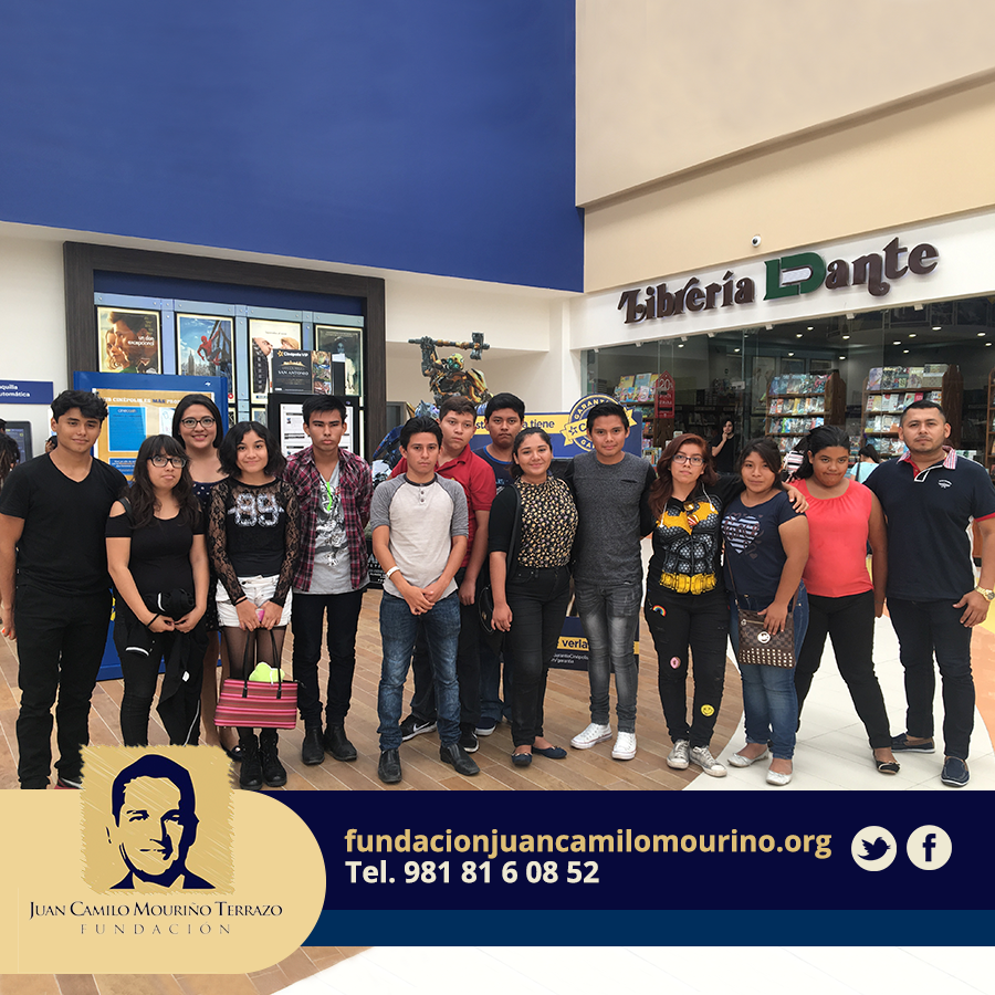 fundacionjcm's tweet photo. Los jóvenes de #ProyectoTotal disfrutaron de un excelente día en el cine.
#FundaciónJuanCamiloMouriño #Campeche https://t.co/eRTWhDNlzI