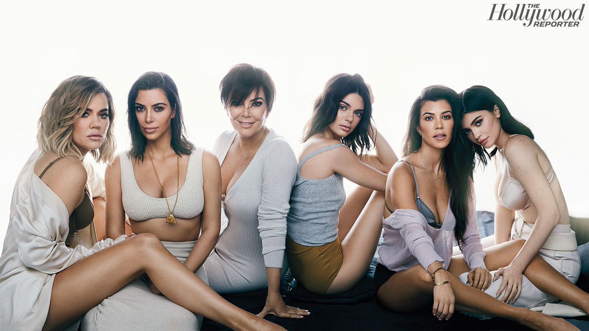 girlsnightinHQ's tweet photo. Kongrats to the Kardashians for 10 years of their show being on-air. #longread #fromthenewsletter https://t.co/yTpGY05ghh https://t.co/EP8sfMYdWN