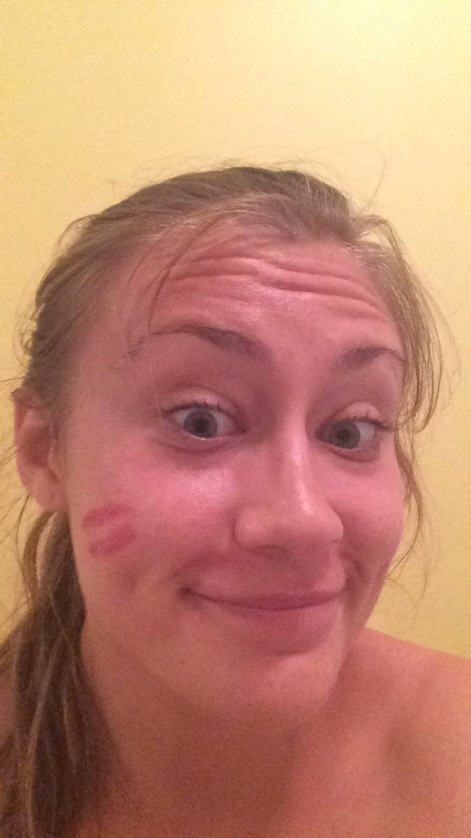 CapaCalm's tweet image. "Lips,tits,pussy,"a bit of cock in the eye and you get a kiss at the end.DONT MISS #WOLFMEAT 🐺 🍖@WildheartHQ #edfringe @FollowTheCow