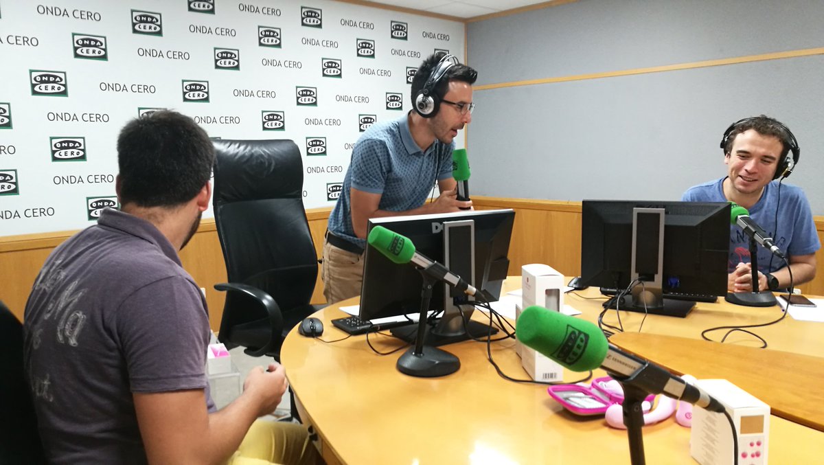 AdrienLastic's tweet photo. Countdown! @nochesradio #adrienlastic #femintimate https://t.co/6VHHLRFILl