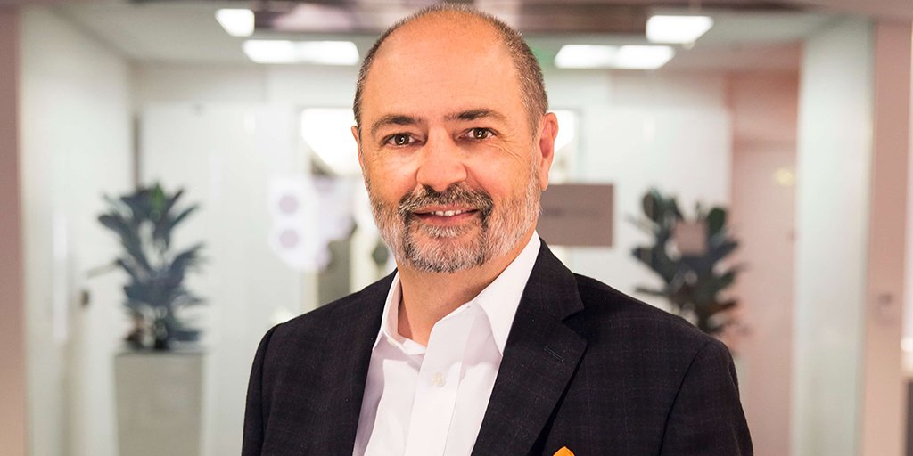 EverpureData's tweet photo. .@Scott_Dietzen welcomes @charliegian as new CEO to lead #PureStorage towards a stronger, brighter future https://t.co/U0aL88WKtX https://t.co/dWnZuGSRTy