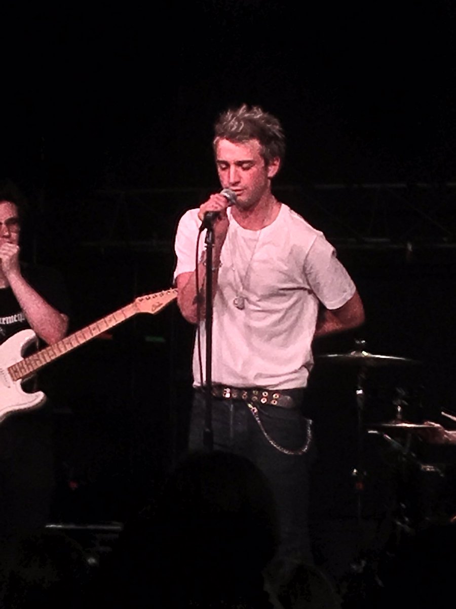 christy0907's tweet photo. Indianapolis tonight @DaltonRapattoni https://t.co/uzy5rgydpF