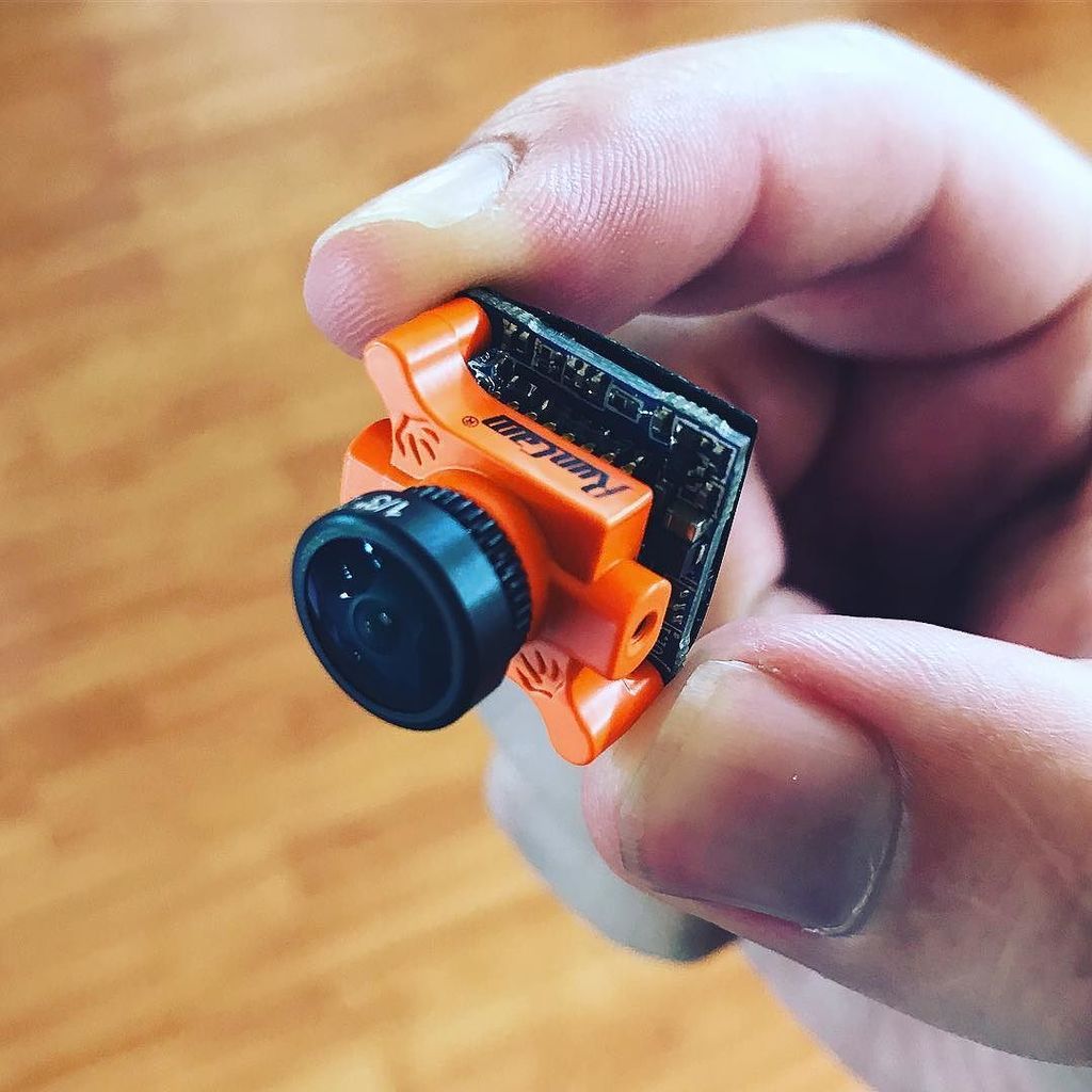 Woah the @runcam micro swift 2 is tiny! #fpv #runcamfpv #runcam #microfpv #microquad #miniquad #fpvracing #dronera… ift.tt/2w93beD