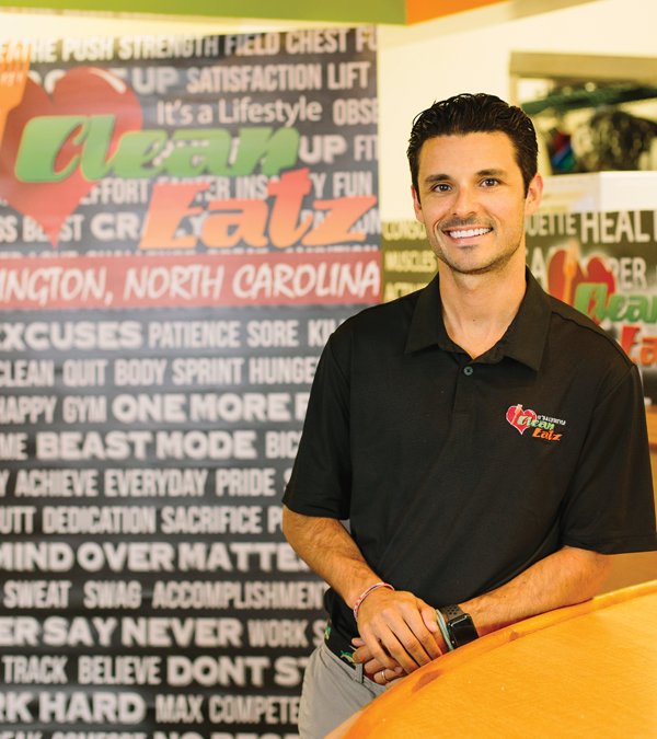 DevourILM's tweet image. Common Ingredients: UNCW alums take on the restaurant industry in varied ways devourilm.com/2017/08/24/com…