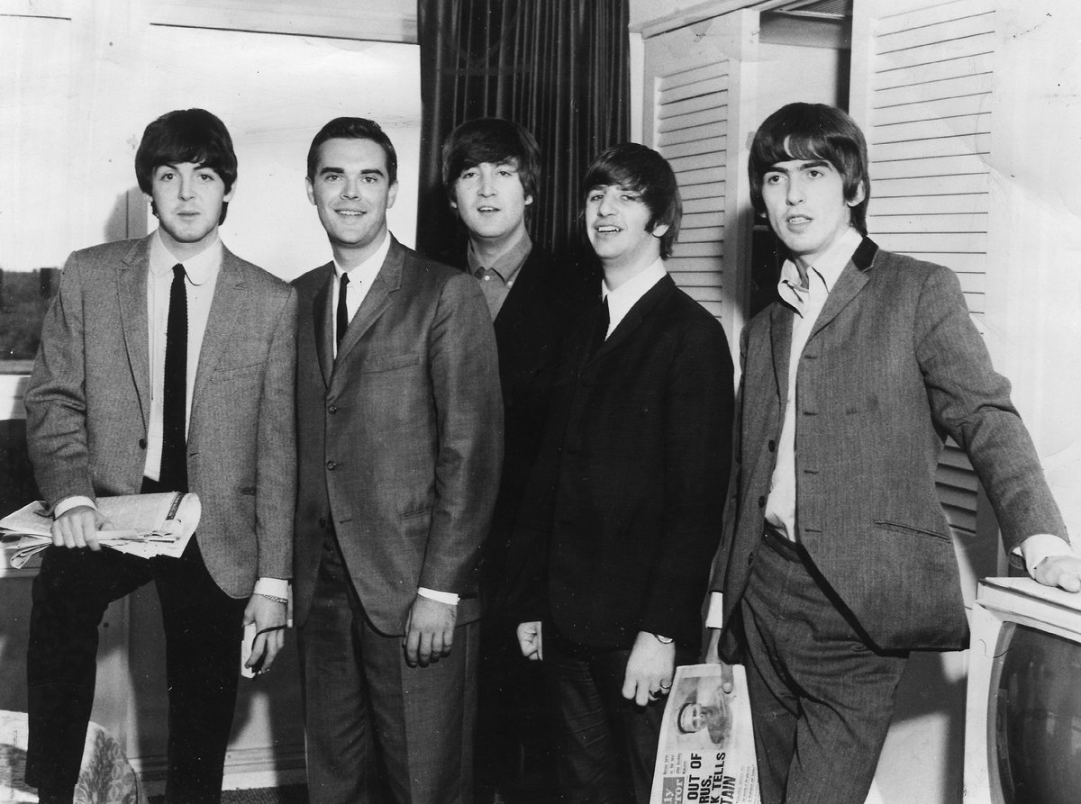 friseuringo's tweet photo. Regardless of #TheBeatles
"The Hall of Fame of Broadcasters in Wisconsin recognized what I did in Milwaukee."#BobBarry the 5th #Beatle of M https://t.co/NBbJgJ6cwj