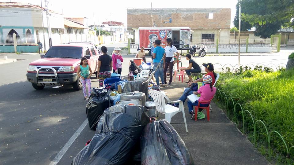 dhardyceli3's tweet photo. Distrito Anaco @avoranaco  
 #ClubaventurerosDinamitas  rumbo al Camporee de Aventurero #Adventistas #Anaco @dhardyceli3 Dios les bendiga https://t.co/ahL0ywKoBE