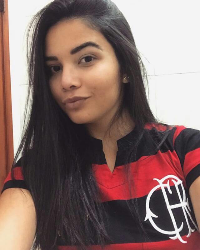 flamusas17's tweet photo. #FanaticosVozao mete o dedo no RT aí Nação está com vcs https://t.co/2mocZGopq1