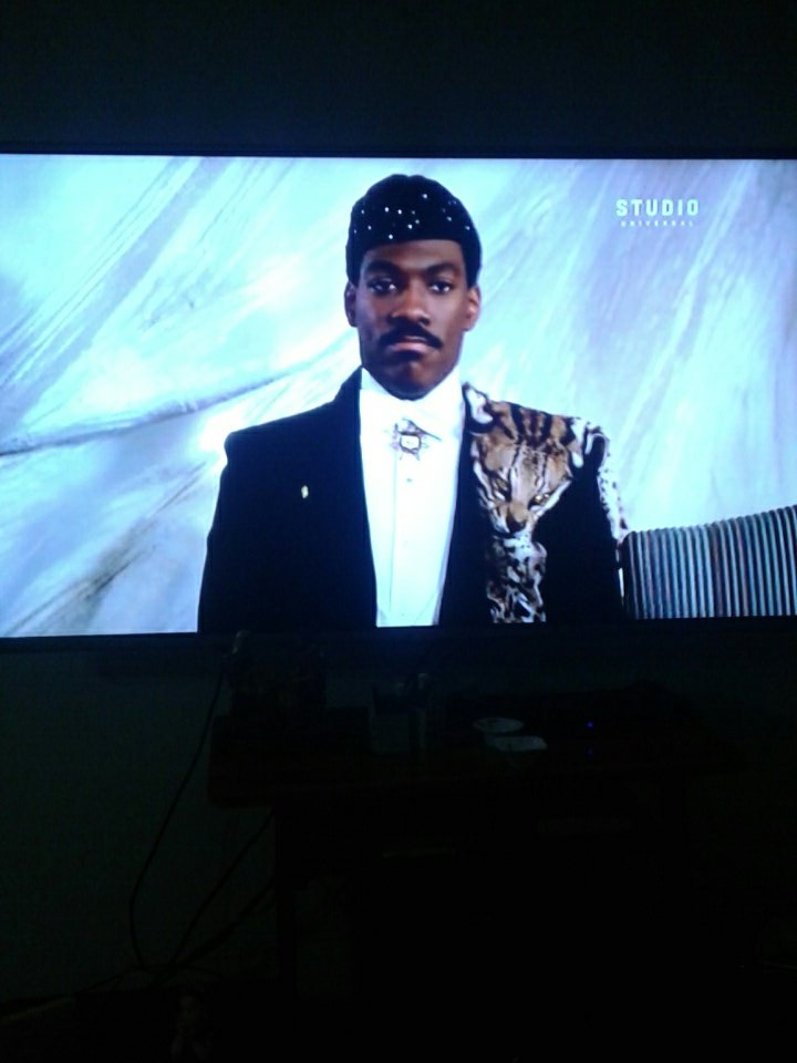 SiempreBati's tweet photo. Película #80tera buena y clásica es #UnPrincipeEnNewYork jajaja siempre es buena verla https://t.co/oNDFMunlbU