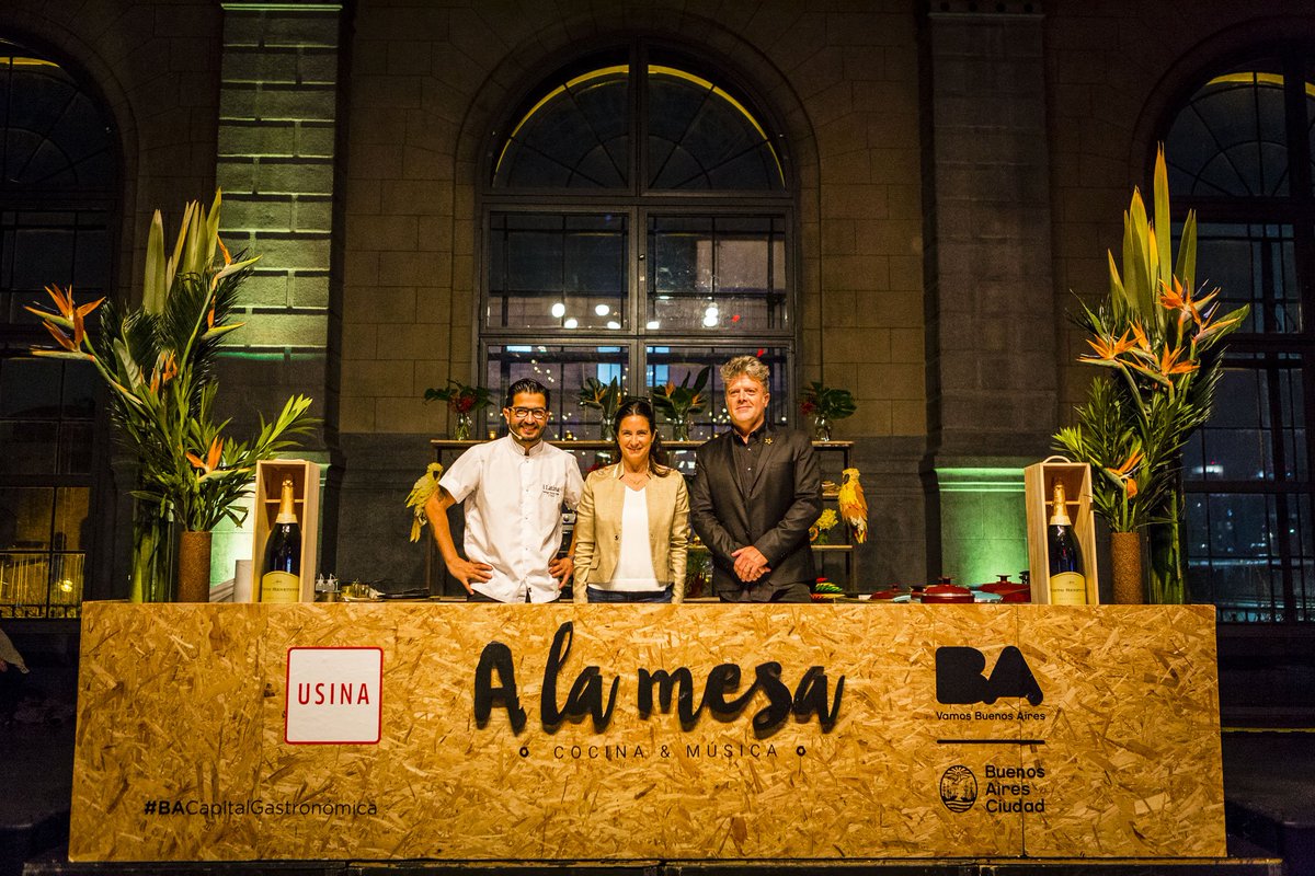 UsinadelArte's tweet photo. Última edición del año de #ALaMesa, el imperdible ciclo gastronómico de #Usina https://t.co/CWrUPFCKR1