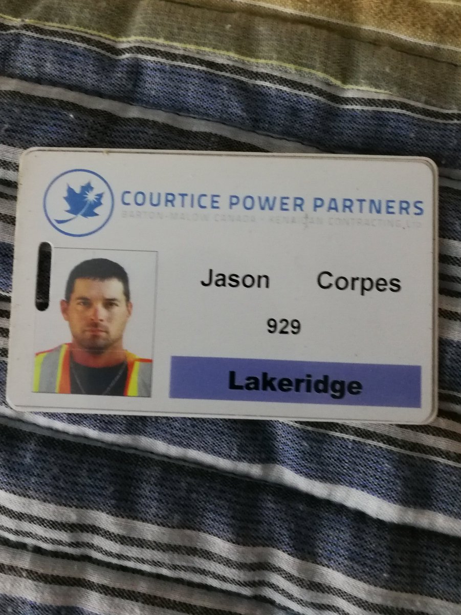 JasonCorpes's tweet photo. That time when you move and pull up a ol'Goldie #lakeridgebrigade @Lakeridgecon @DeanMaahs @joebailey2424 @JonLeeder @Lakeco_infamous https://t.co/Y9XW6FviWi