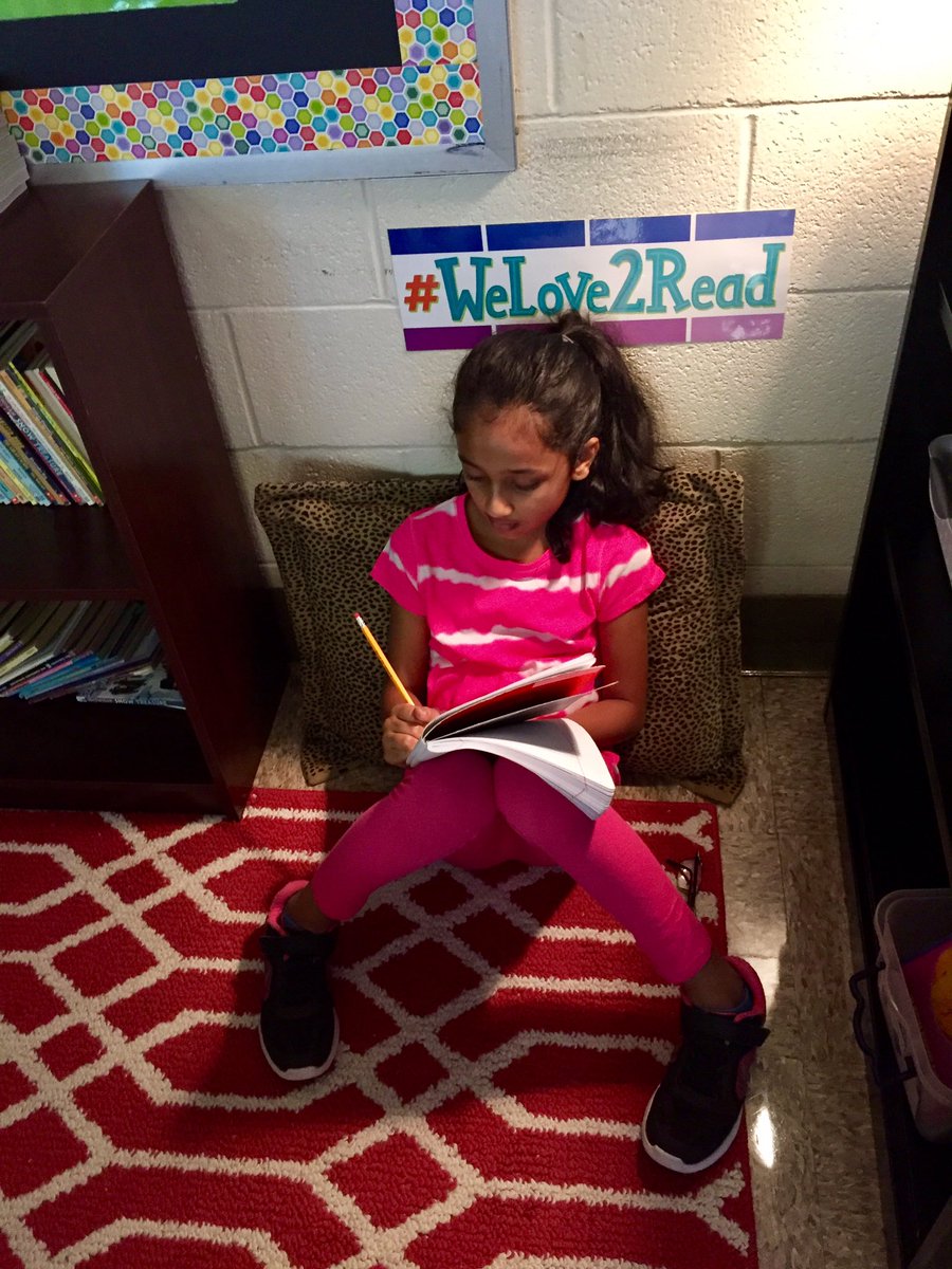 mrsamote's tweet photo. They love to find that "perfect spot" to write!! I never know where they will end up!📓❤✏️ #MPEStigers https://t.co/1eT0qZJhpm