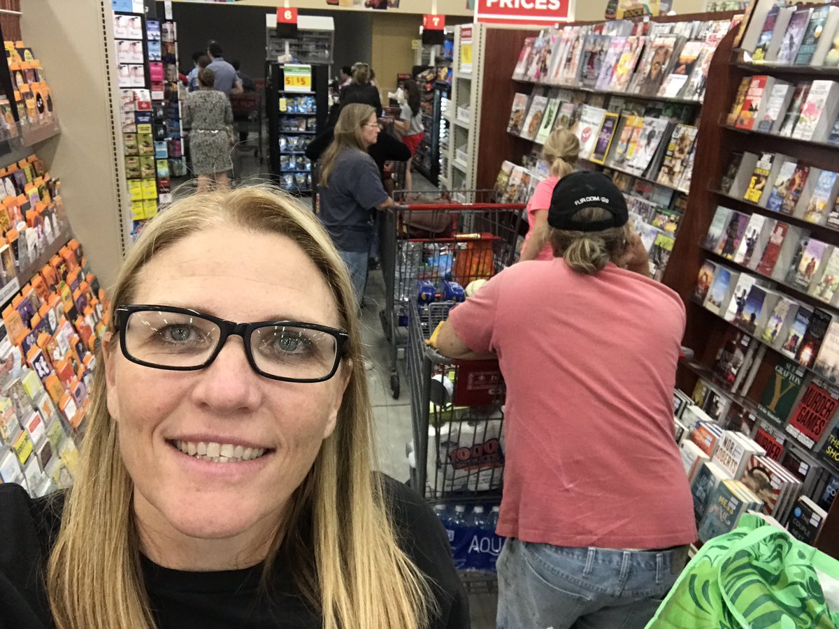 NISDLori's tweet photo. Hurricane hysteria #HurricaneHarvey 2017 https://t.co/yMPZn9on2e
