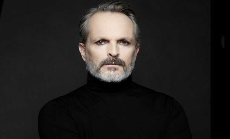 CaraotaDigital's tweet photo. #Video “Que se recupere la libertad”: Miguel Bosé dedicó #PremioTuMundo a #Venezuela https://t.co/yBm1wPzYPz  https://t.co/KdrktrSIq0