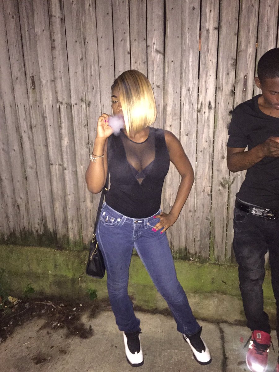 _choccccc's tweet photo. la'mommy 😍🙈 https://t.co/0Fr3fPQev3