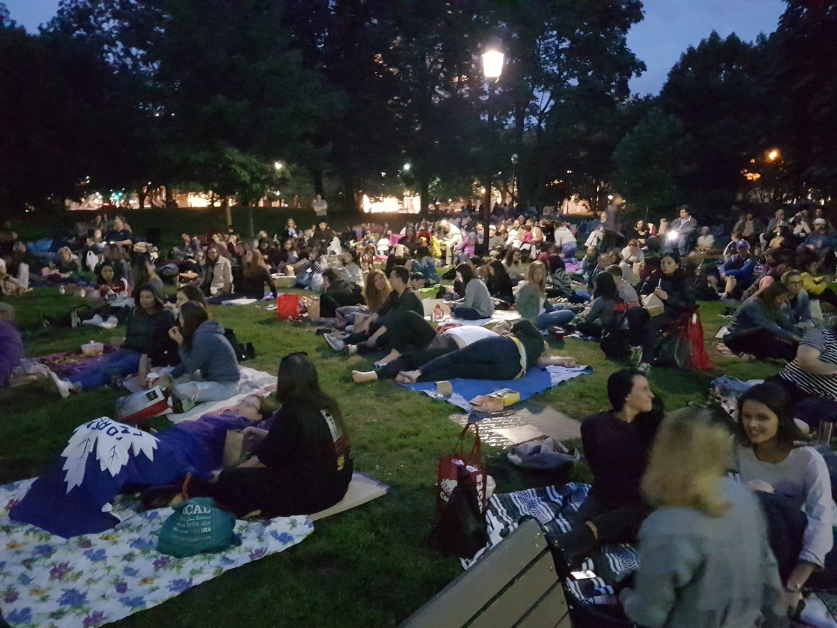 OldTownToronto's tweet photo. Thank you to all who came out to see our free screening of Grease &amp; see the @GreaseToronto cast perform. @bmofrontberk #MoviesInStJamesPark https://t.co/PvZnDMgLKg