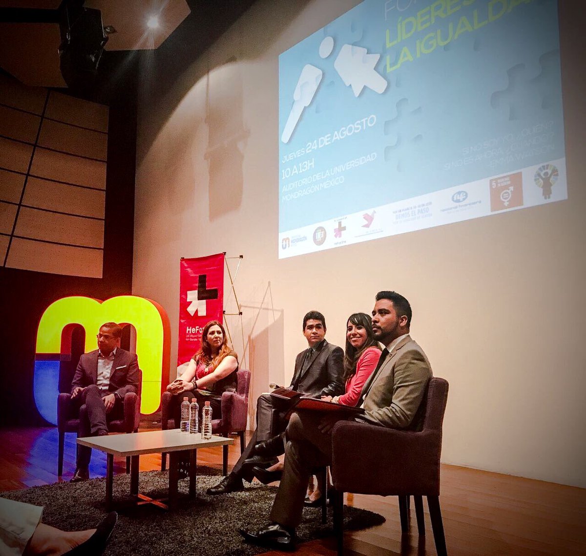 MayrisHdez's tweet photo. Foro "Líderes por la Igualdad" sigamos uniendo esfuerzos para el logro de la igualdad de género!!  #HeForShe  #DemoselPaso #Planeta5050 https://t.co/HLS52vWJjV