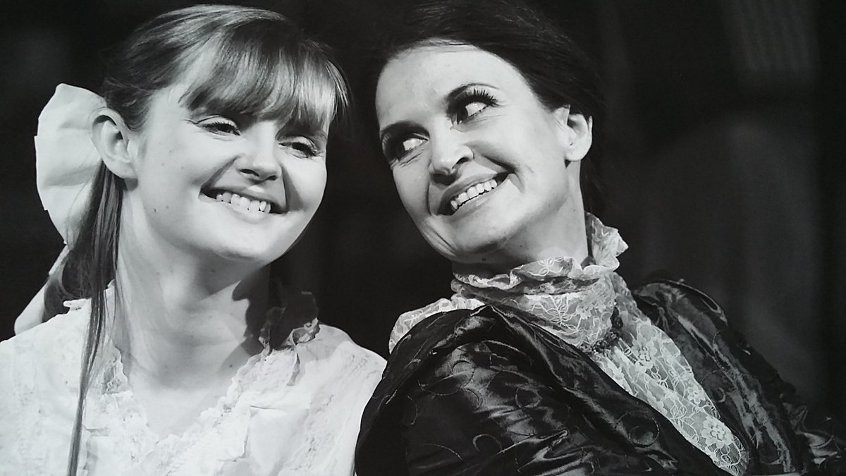 FFrintonTheatre's tweet photo. Sadly.. it's now only 3 Performances that remain of Frinton Summer Theatre's 78th Season &amp; #ALittleNightMusic  https://t.co/SzjMAQCRym https://t.co/BZ20deUoGV