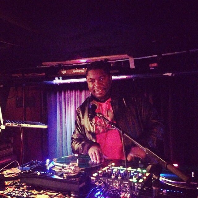 We on OT DANITE W <a href="/djnestlequik/">DJ Nestle Quik</a> on the 1&amp;2s with that exclusive New New...
<a href="/TuneIn/">TuneIn</a> #GOODMUSIC
tun.in/sffSS