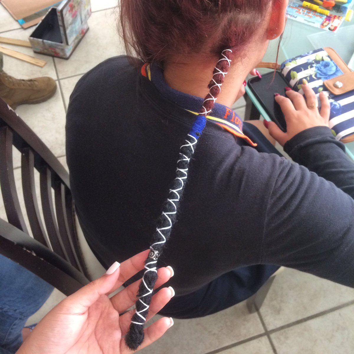 dreadlockspr's tweet photo. Trabajito de hoy con extensión, hilos y bead. #dreadlockspr 🇵🇷 https://t.co/pEbqSV5coy