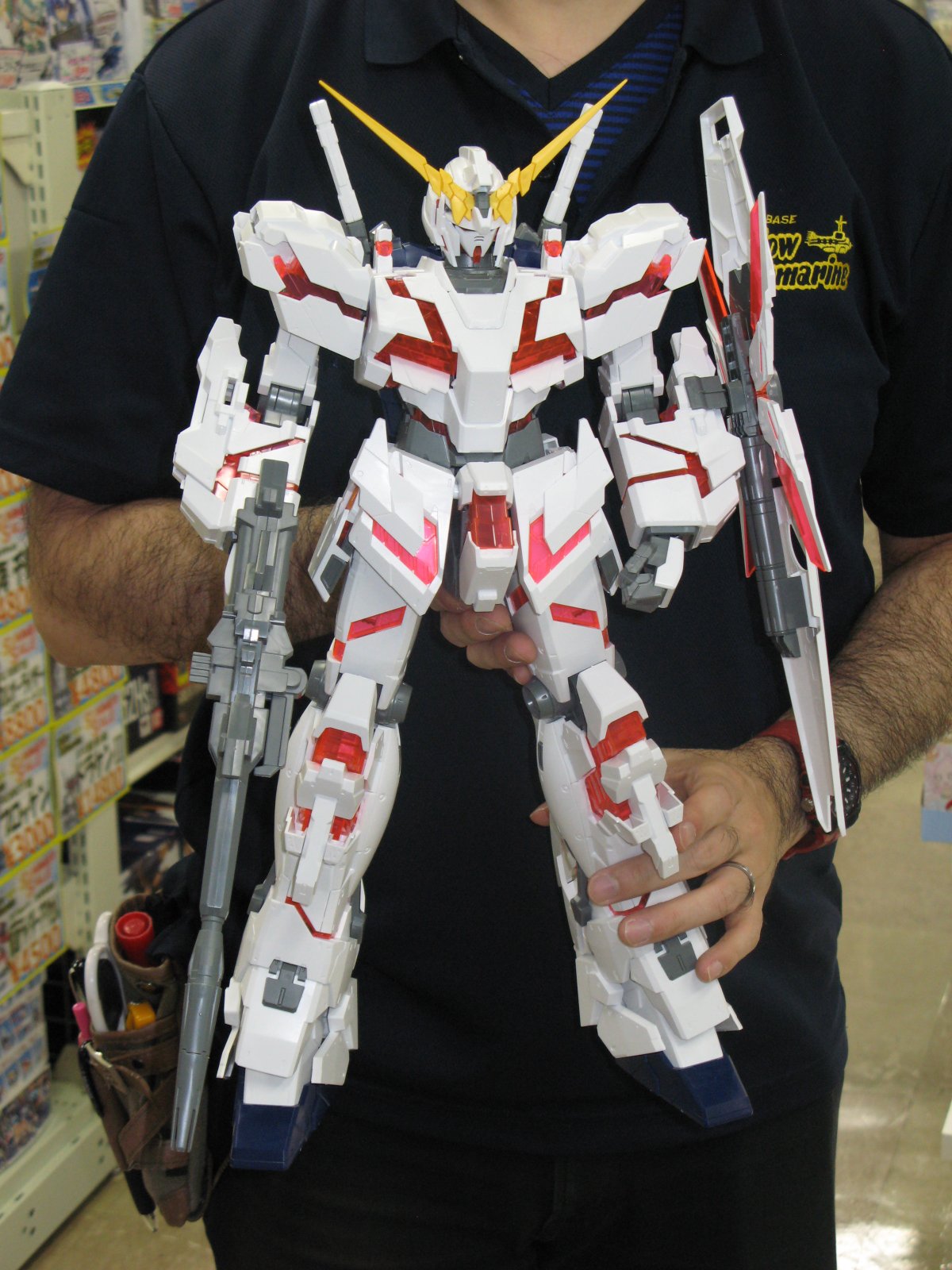 イエローサブマリン 宇都宮店 A Twitter 新商品入荷情報 ｂｉｇサイズユニコーン 誕生 ガンプラ 新作 メガサイズモデル 1 48ユニコーンガンダム デストロイモード 入荷しました 大きさはぜひ実際に手に持ってみた画像をご参考ください とにかく迫力の