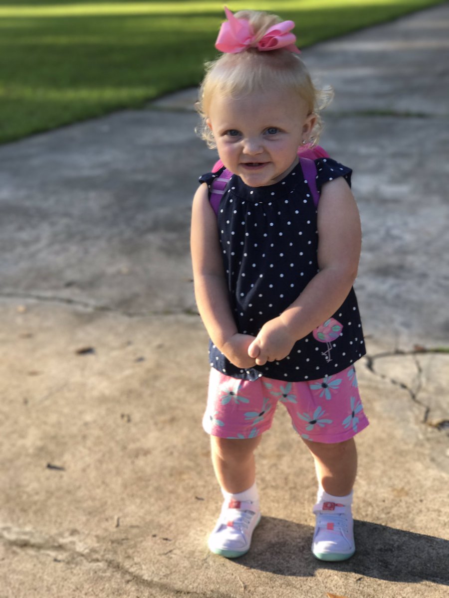 marla_rick's tweet photo. Emma's first day of daycare😊 https://t.co/tjM3Jjskfz