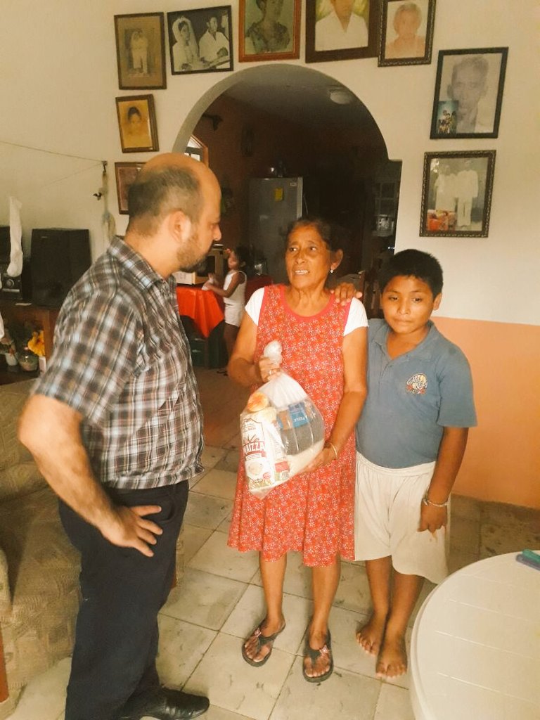 DiegoOficialMx's tweet image. Entregando gestiones  en diversas colonias, aproveché  para dejarles el msje d ánimo q manda el Gob Alejandro Moreno¡ #ActitudDGH