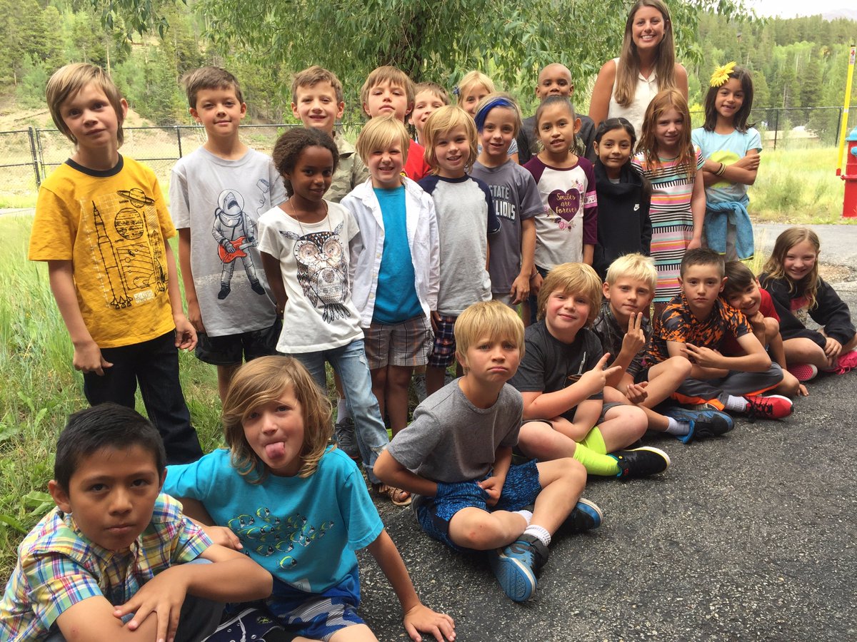 UBEjansen3rd's tweet photo. @UBEHawks Great first day of 3rd Grade! https://t.co/aO5Hmg9JTF