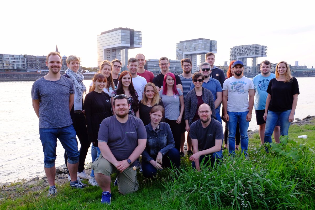 mindshape's tweet photo. Impression von unserem gestrigen Sommer-Event :-) #mindshape #teampower #kölnerskyline https://t.co/px22CkPI2X