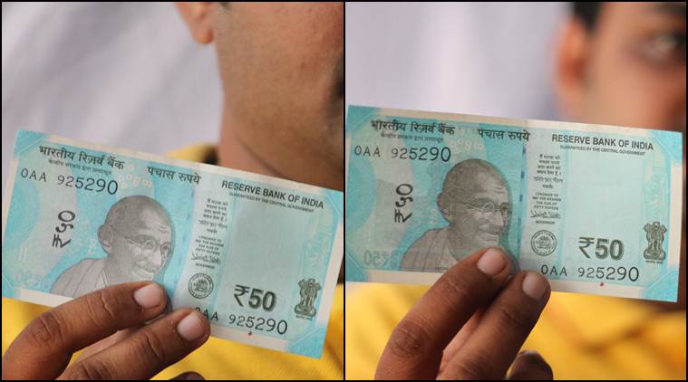 news24tvchannel's tweet photo. RBI के जारी करने से पहले ही इस शख्स को मिला 50 रुपये का नया नोट! #rs50note #mumbai #rbi https://t.co/hOwem7JpAn https://t.co/QNoh6xExmM