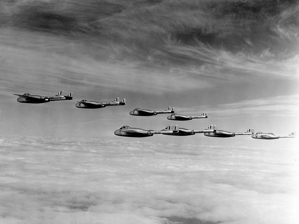 AHB_RAF's tweet photo. Vampire FB.5s of @72Squadron en-route from North Weald to Sweden for a goodwill visit #OnThisDay 1951 #avgeek #FormationFriday https://t.co/DhAiGXHRsK