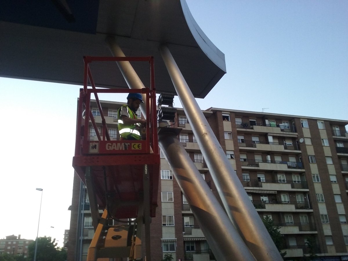 GLAMLEDLighting's tweet image. JFL03 AC Driverless LED Floodlights installed in Salamanca Shopping Center,Spain.
#Floodlight #driverlesslighting
glamled.com/products_detai…