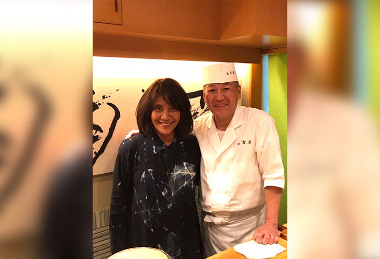 Cantiknya Menteri Susi Berfoto Dengan Chef Jepang <a href="/susipudjiastuti/">Susi Pudjiastuti</a> siperubahan.com/read/news/1503…