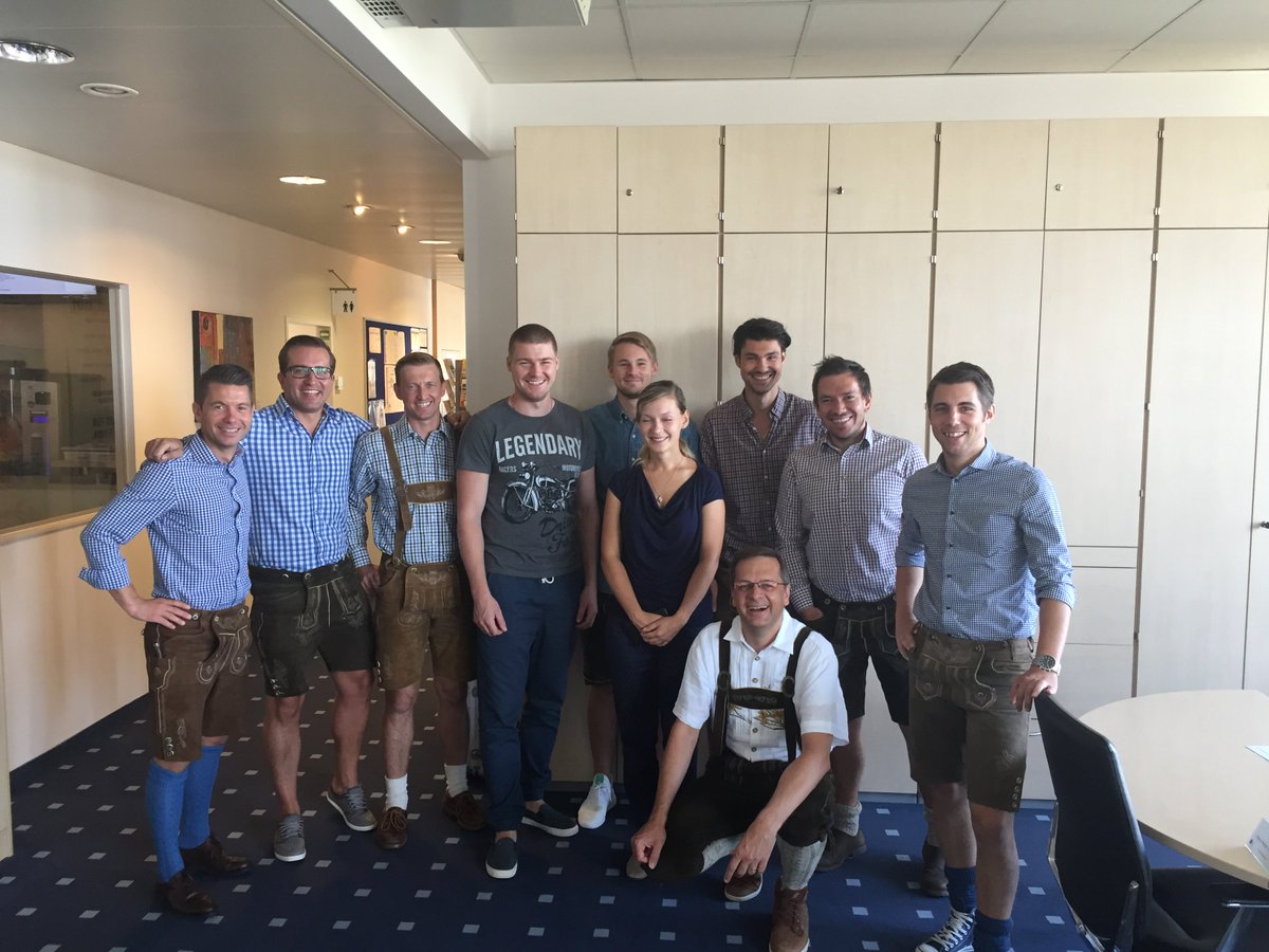 KAISER_KRAFT's tweet photo. #Russia meets #Austrian tradition!

Diese Woche bei uns zu Gast: unsere Kollegen von KAISER+KRAFT Russland.

Ein schönes Wochenende! https://t.co/95g1UycxQf