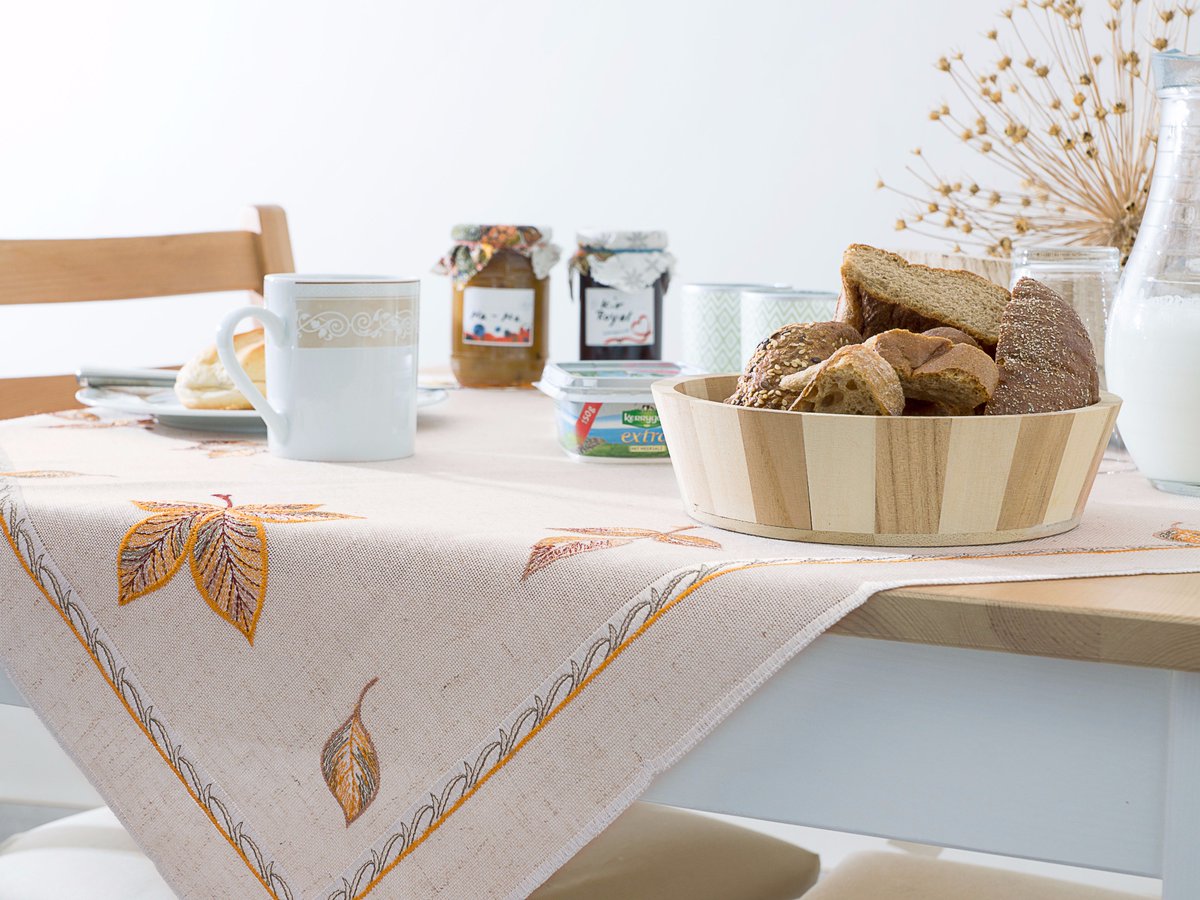 Lysel_Deko's tweet photo. Lysel wünscht ein erholsames Wochenende. 
Wir haben für Sie die passenden Tischdecken für das gemütliche Sonntagsfrühstück. #tischdecke https://t.co/QOlgIRb0Fz