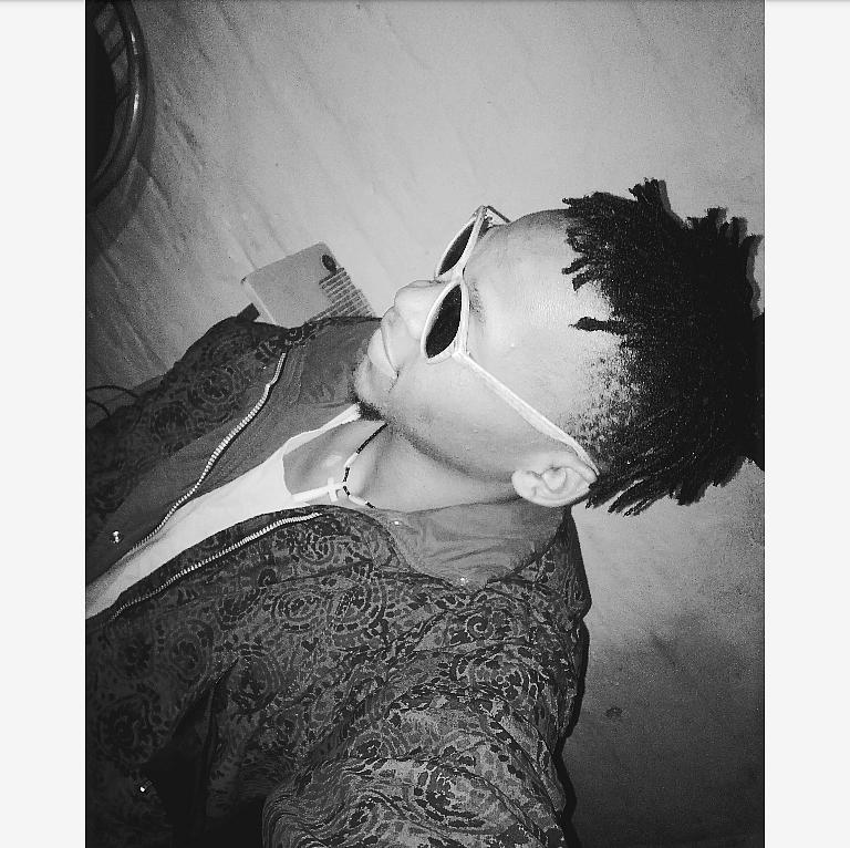 beethetroy's tweet image. 