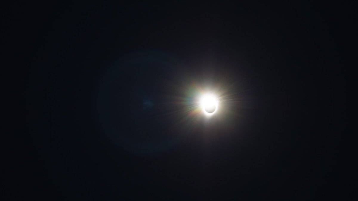 bubblegum_beer's tweet photo. More photos I took of the #SolarEclipse2017 from #molalla #Oregon #OREclipse2017 https://t.co/IDWwNRlbQ7